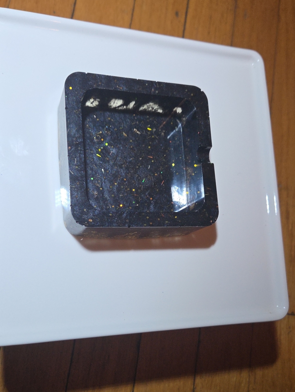 🌟Handmade-Black & Gold Foil Sparkle Ash Tray